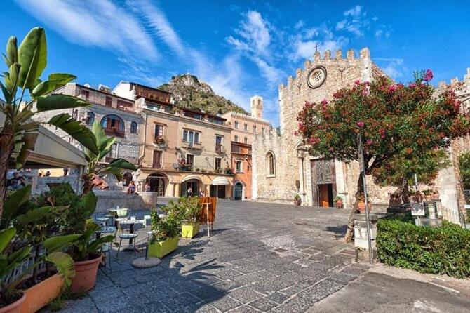 Hotel Belduomo Taormina Exterior foto